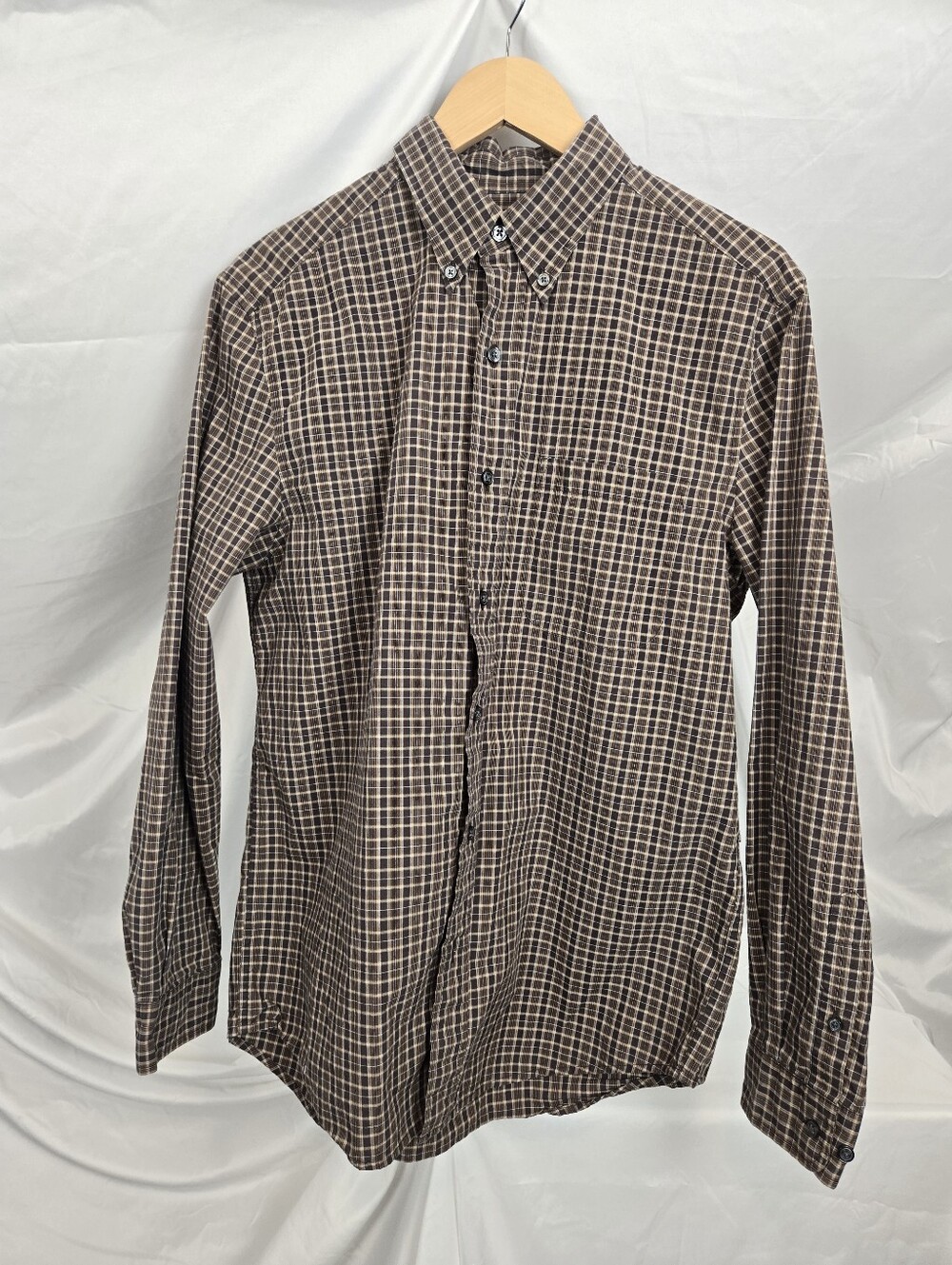 Eddie Baurer Mens Dress Shirt. TM
